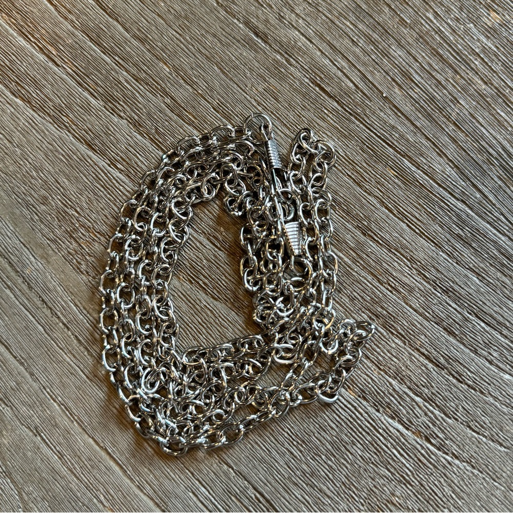 Silver crossbody chain - 22 inch drop